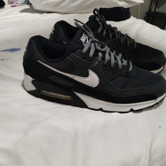 Nike air max size 10.5 - Picture 4 of 4